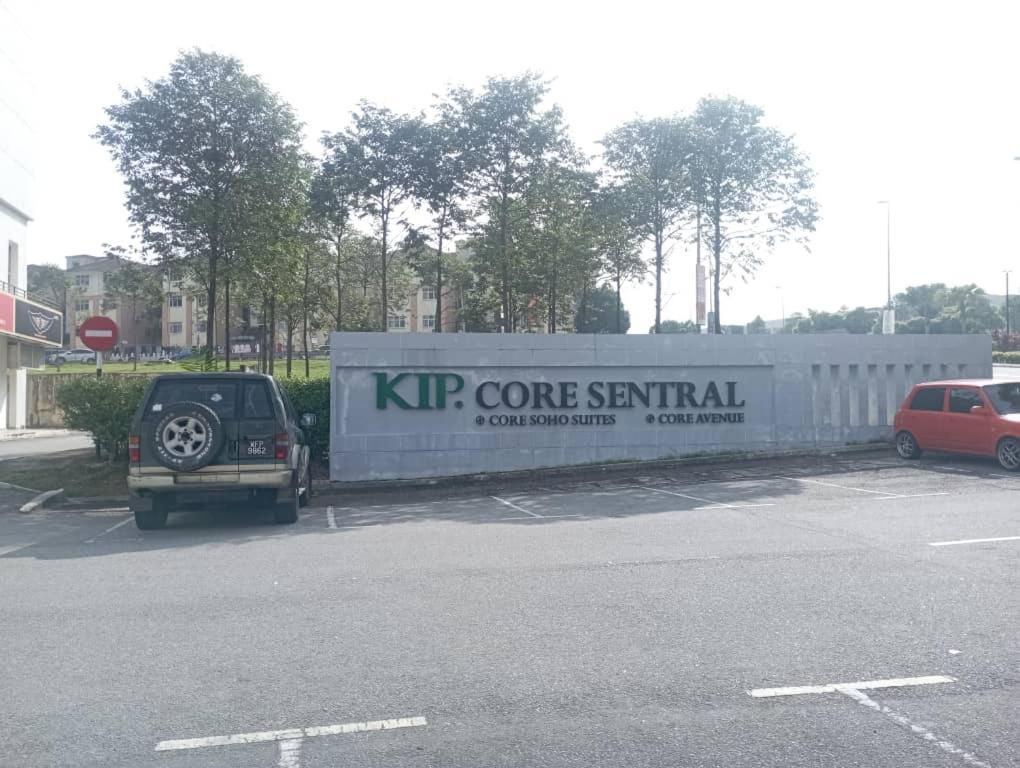 Core Soho Kip Sentral Near Klia & Klia2 Apartment